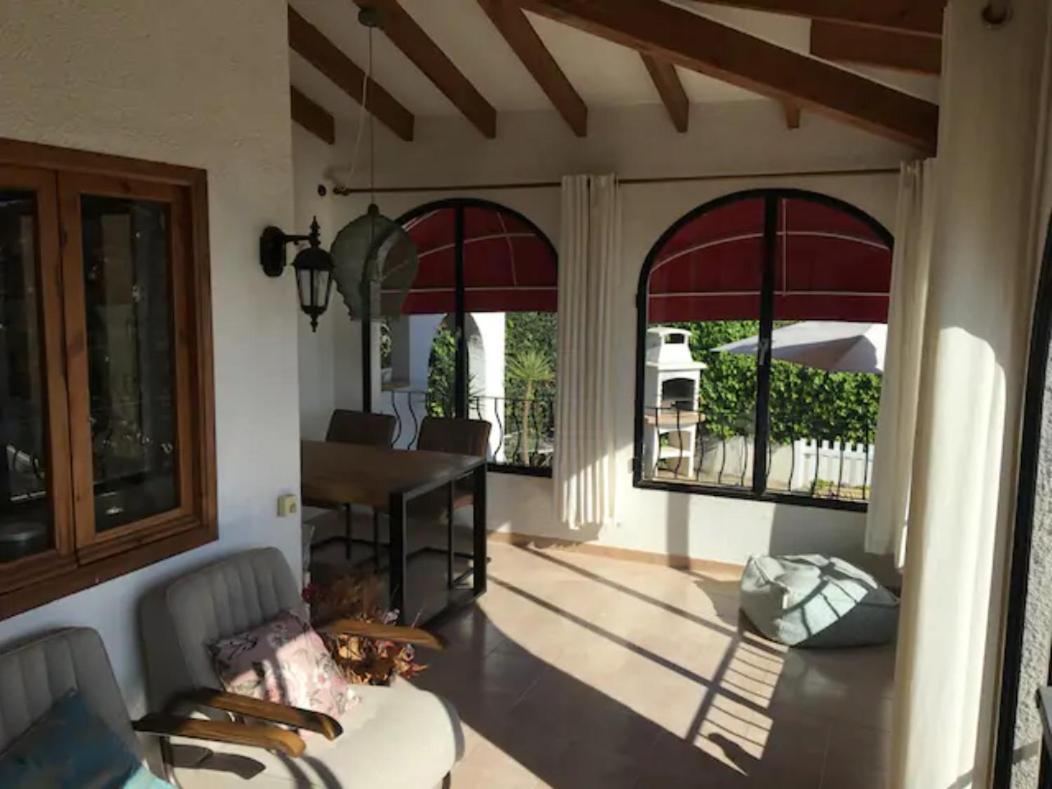 Charming Villa In Montemar With Private, Heated Pool And Sea Views 베니싸 외부 사진